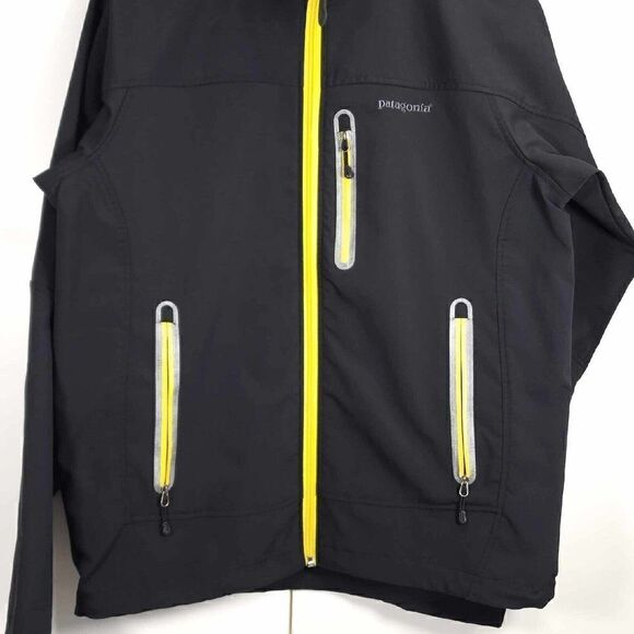 Patagonia Men's Size 32 Black Full Zip Lightweight Windbreaker Active Jacket - Picture 3 of 9